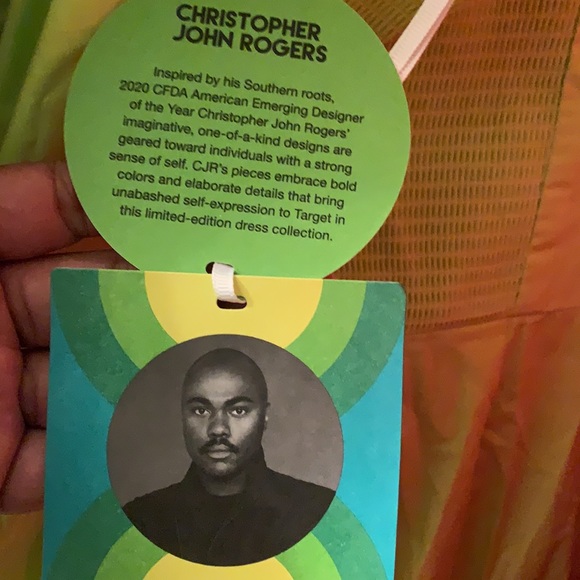 Puff Sleeve Faux Wrap Dress. Has pockets - Picture 7 of 8